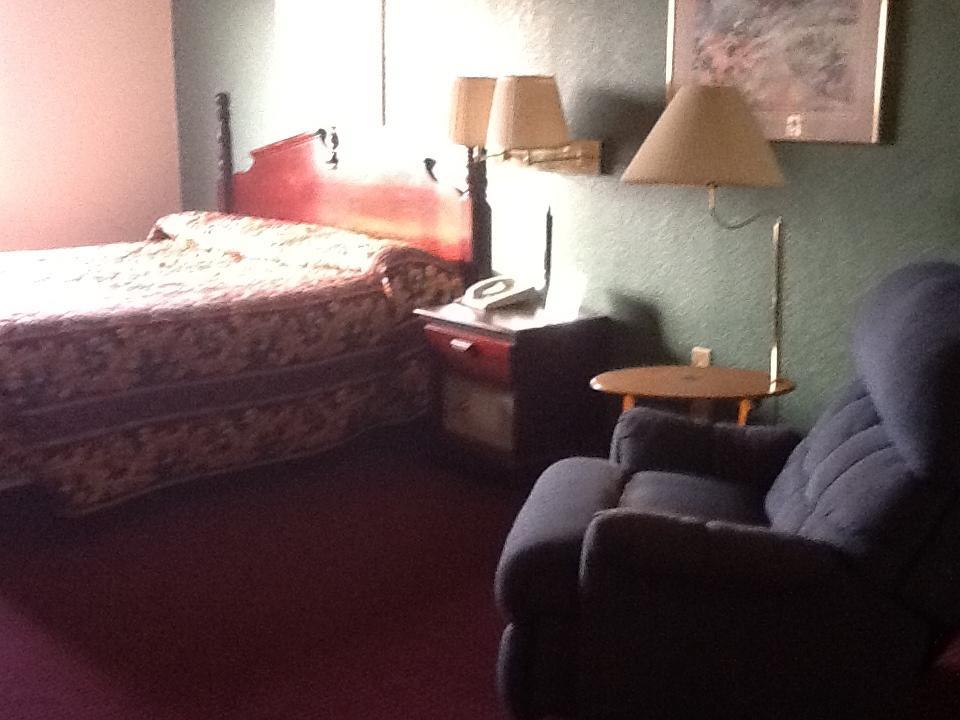 Super 8 By Wyndham Kennett Motel Eksteriør billede